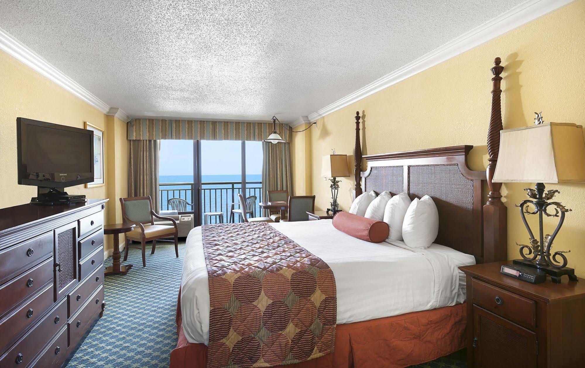 Holiday Pavilion Resort On The Boardwalk Myrtle Beach Exterior foto